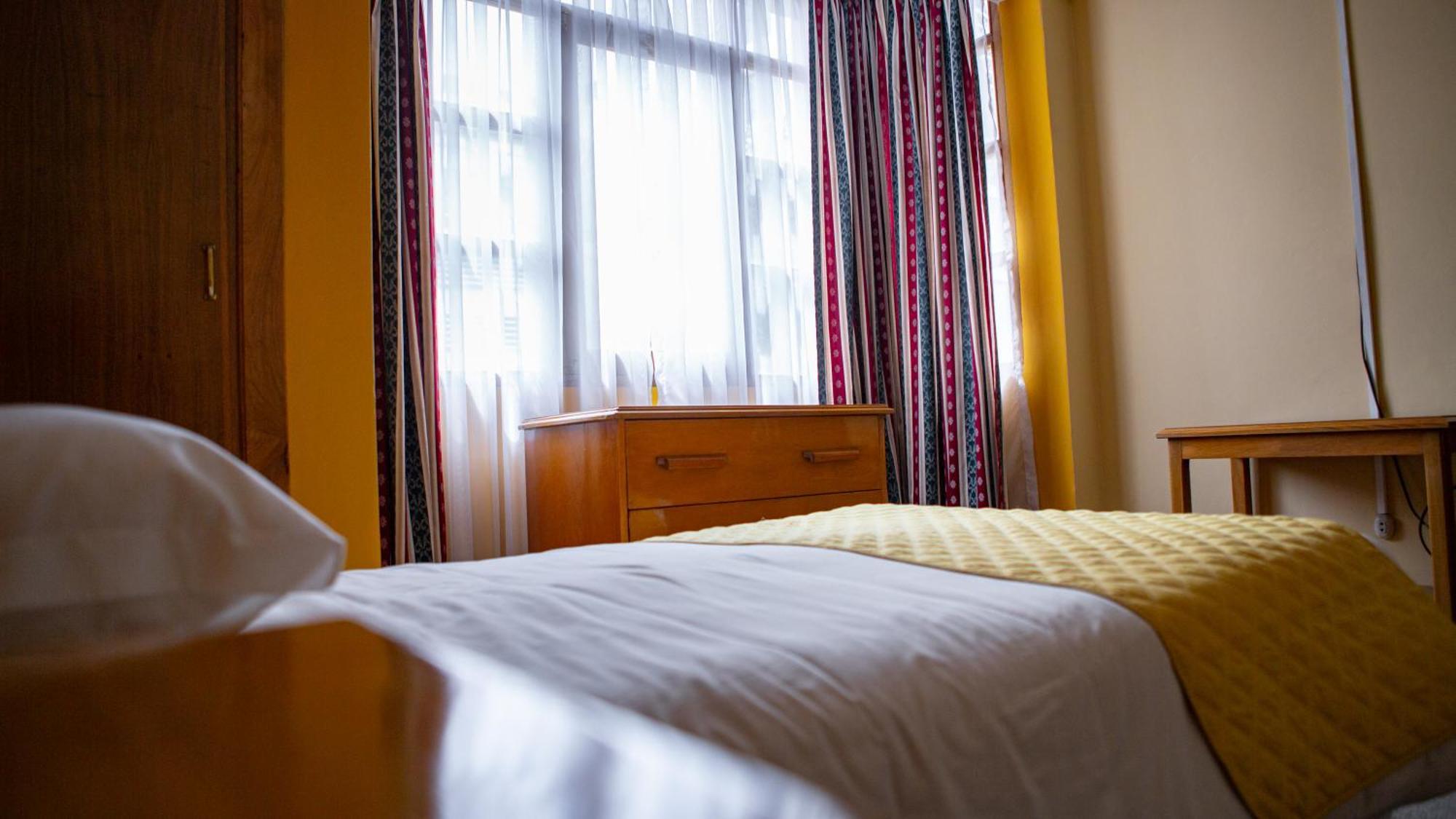 Hotel Cima Argentum Потоси Экстерьер фото
