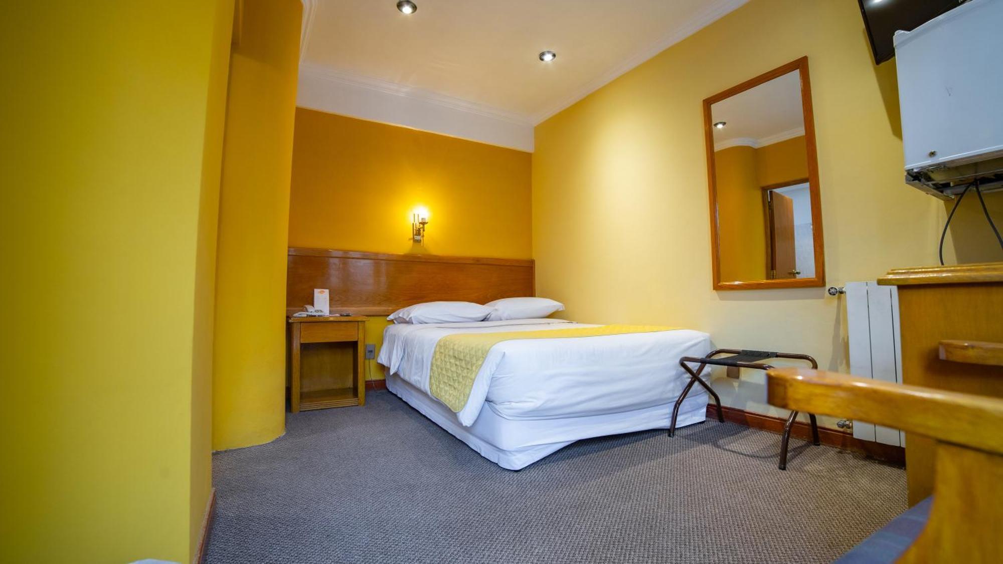 Hotel Cima Argentum Потоси Экстерьер фото